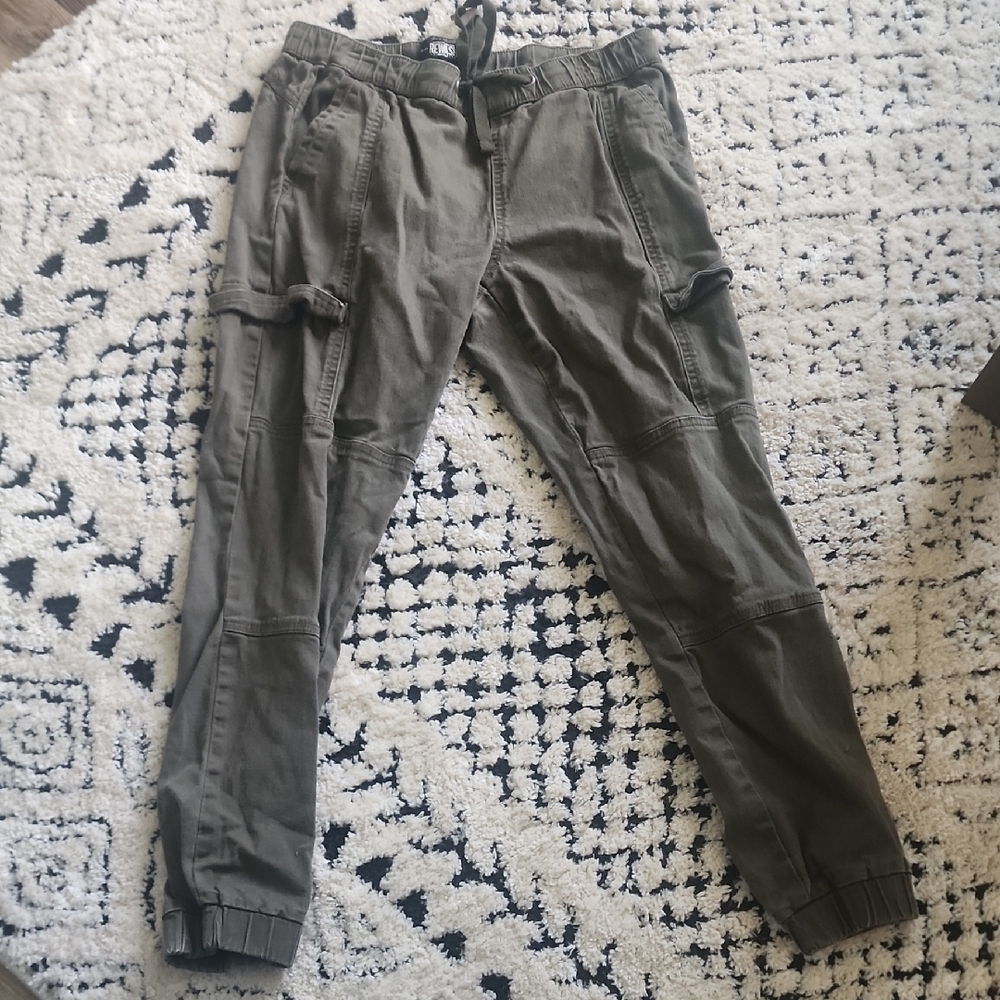 Rewash Green Cargo Pants Relaxed Fit